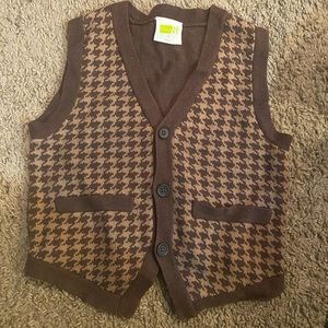 SIZE 3T VEST!